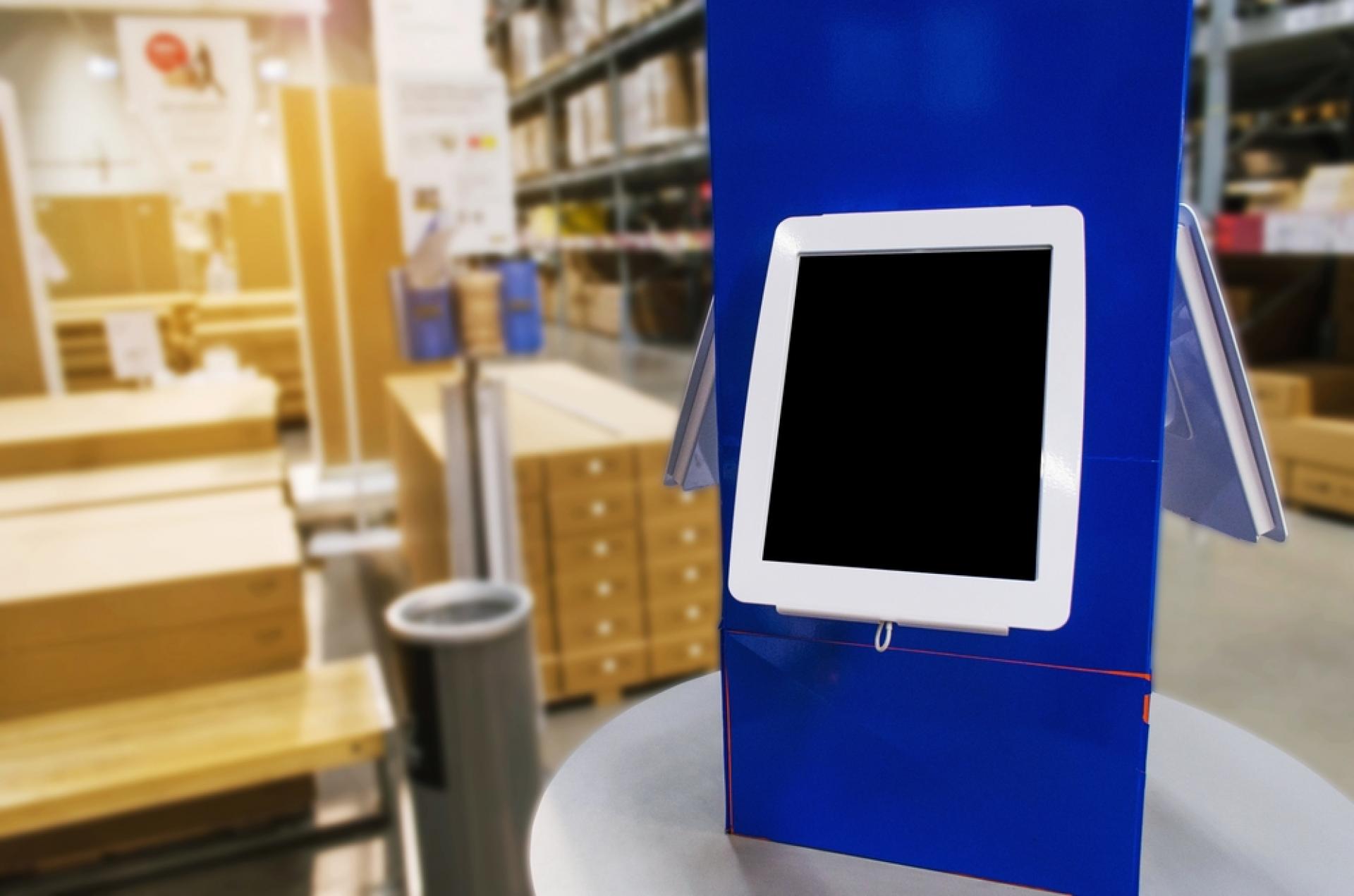How can digital signage improve Health and Safety in the workplace?